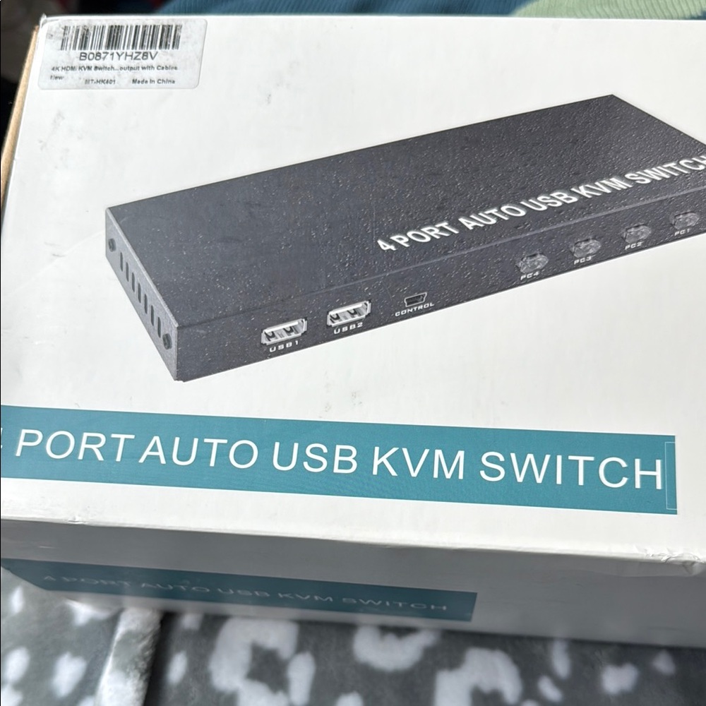 4 Port Auto USB KVM SWITCH